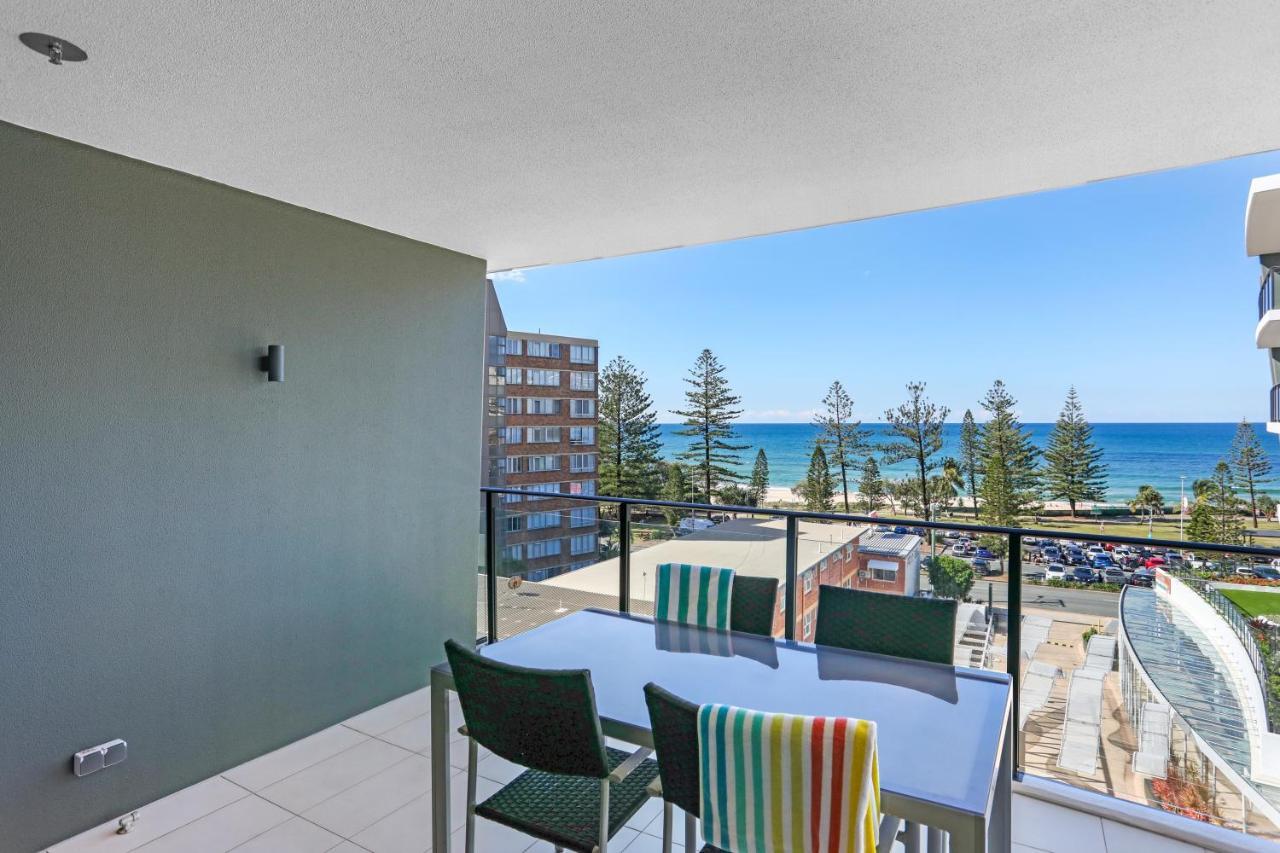 Ambience On Burleigh Beach Aparthotel Gold Coast Exterior foto