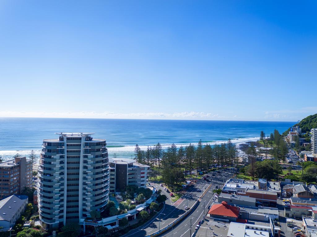 Ambience On Burleigh Beach Aparthotel Gold Coast Exterior foto